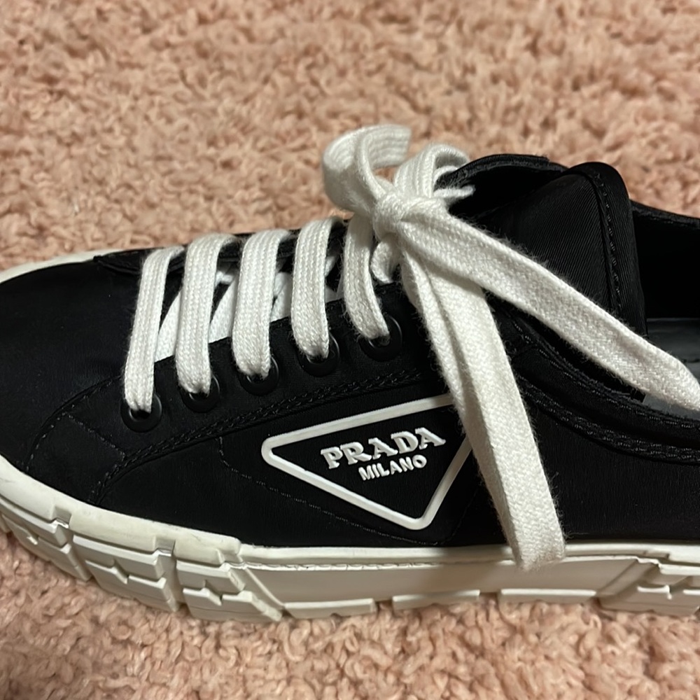 Prada Flatform Sneakers Size 40 - Picture 3 of 3